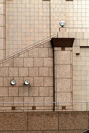 福岡で理想の賃貸物件を見つけるなら！ドリームステージ博多駅前店の魅力と特徴